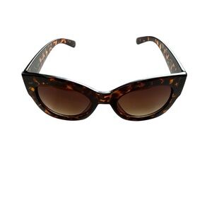 Cat Eye sunglasses